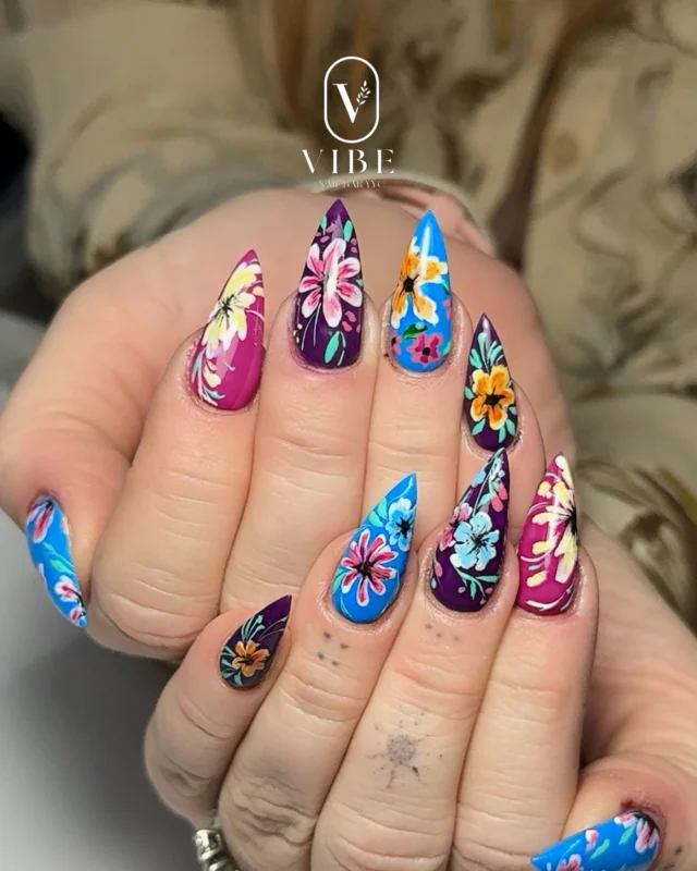 Fresh florals with the happiest color palette ðŸŒ¸
Book your appointment today . Let our expert bring your nail vision to lifeâœ¨
â€”â€”
VIBE NAIL BAR YYC
ðŸ“ 5751 Signal Hill Centre SW, Calgary, AB T3H 3P8
ðŸ“ž(403) 719-6899 
ðŸŒvibenailbaryyc.com 

#yycnails #calgarynails #floralnails #summernails #nailartyyc